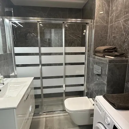 Apartment Studio, 4 Og, Seitlicher Meerblick, Im Herzen Von Playa Del Ingles, Gran Canaria *